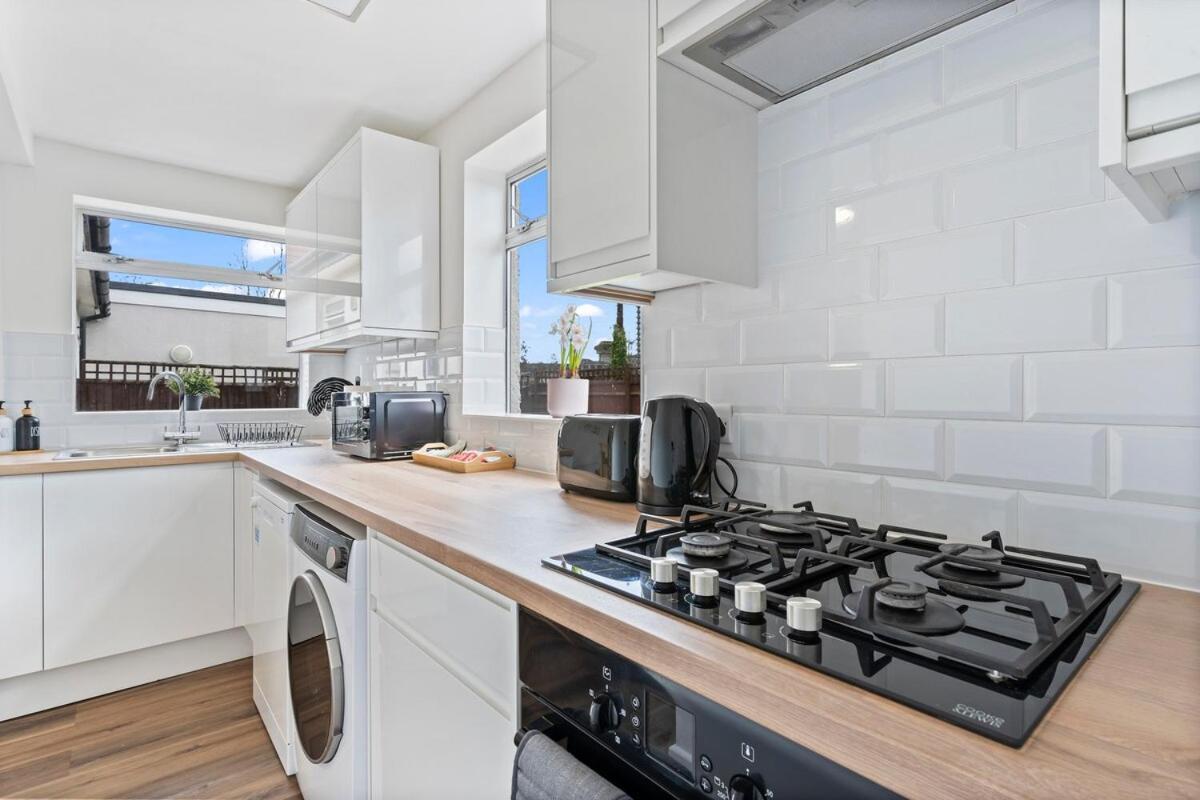 Heart Of Acton - Long - Perfect For Groups Appartement *