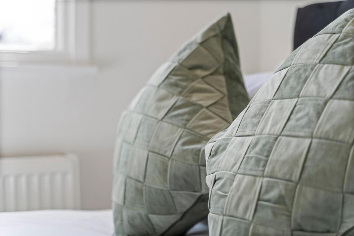 Heart Of Acton - Long - Perfect For Groups Appartement *